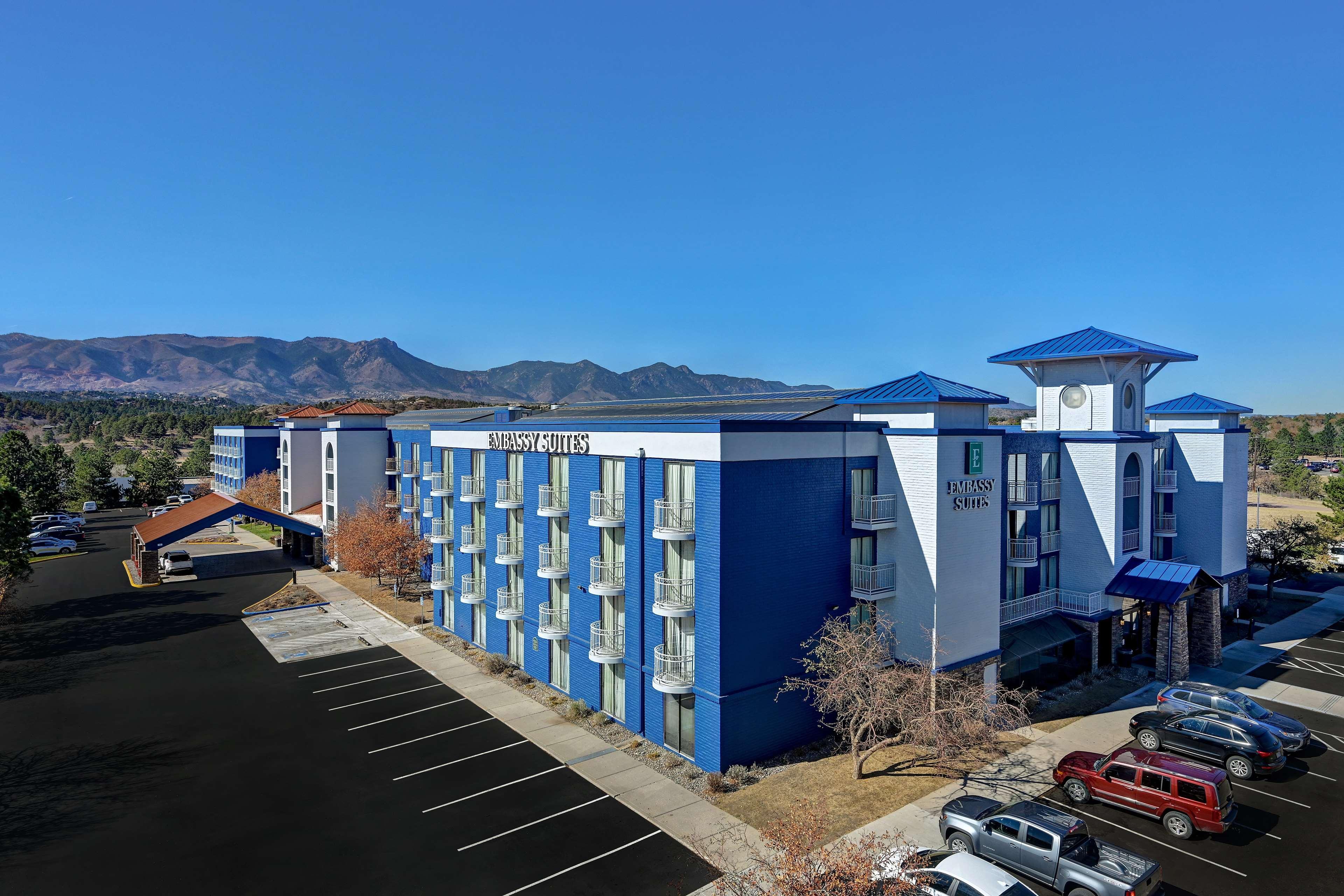 Embassy Suites By Hilton Colorado Springs Ngoại thất bức ảnh