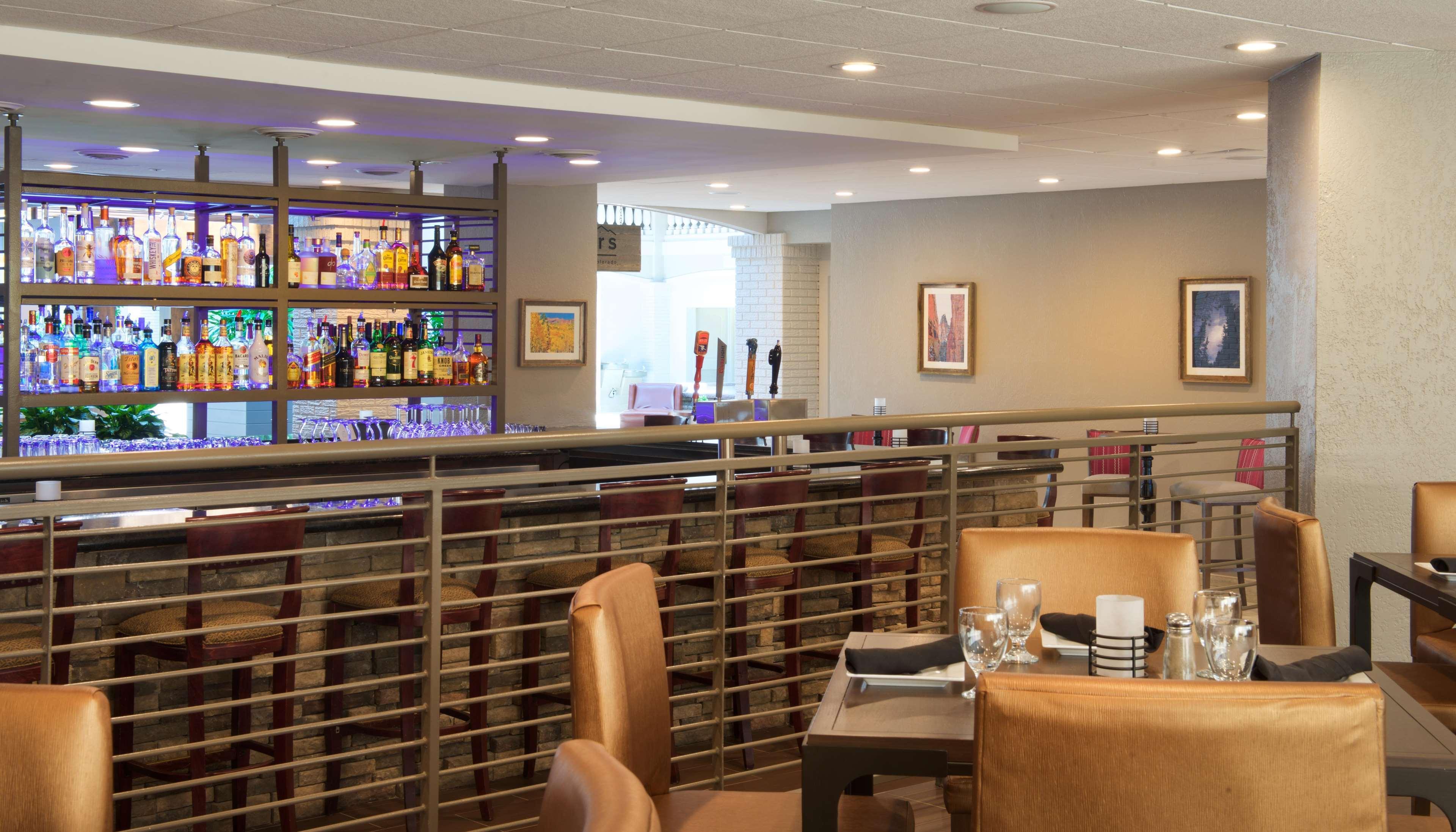 Embassy Suites By Hilton Colorado Springs Ngoại thất bức ảnh