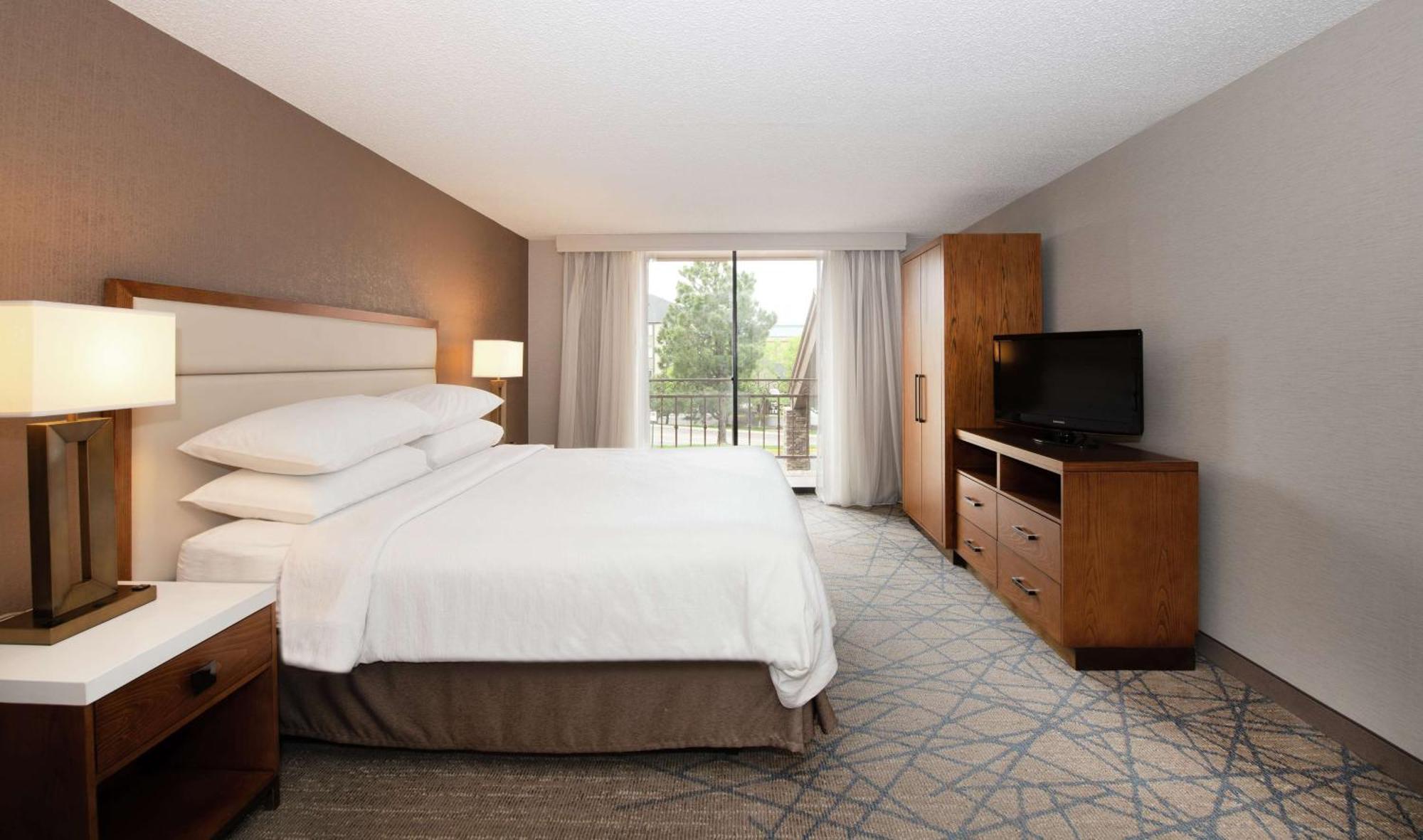 Embassy Suites By Hilton Colorado Springs Ngoại thất bức ảnh