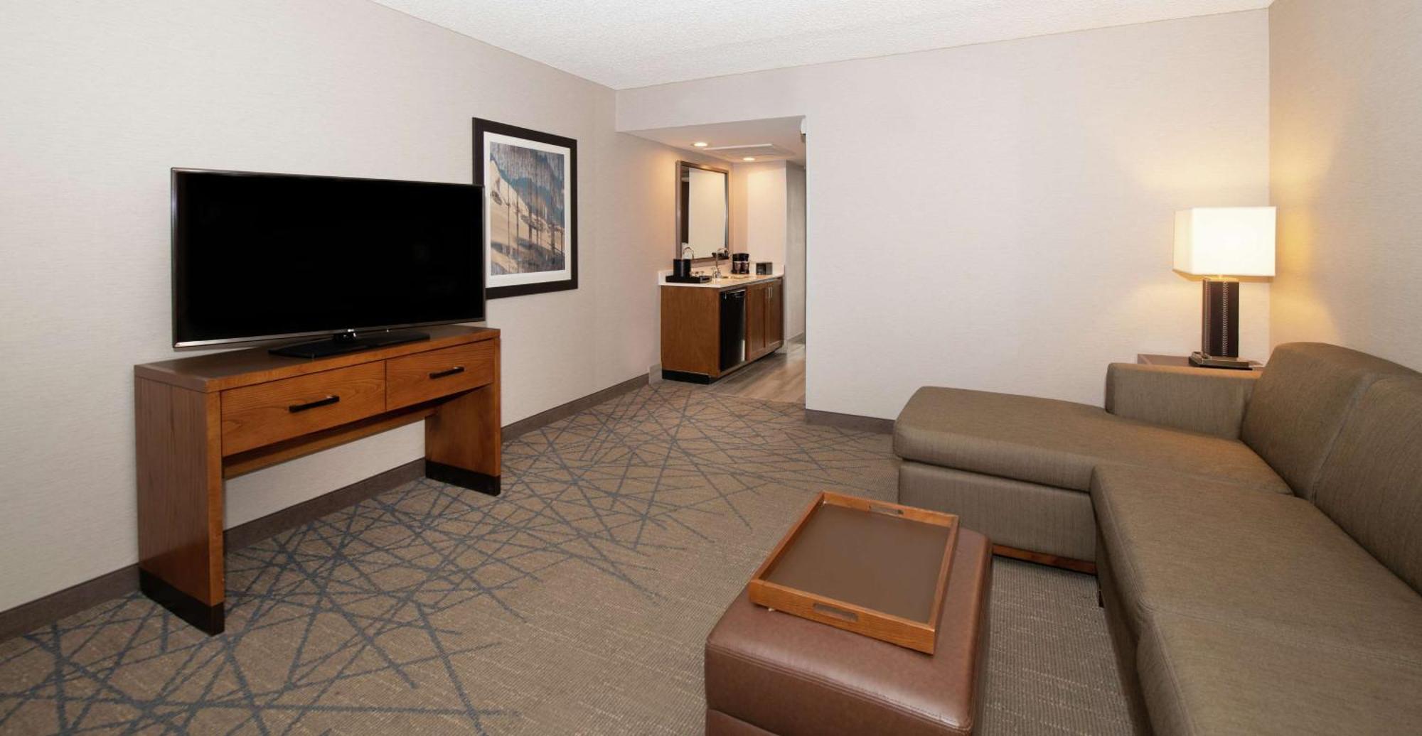 Embassy Suites By Hilton Colorado Springs Ngoại thất bức ảnh