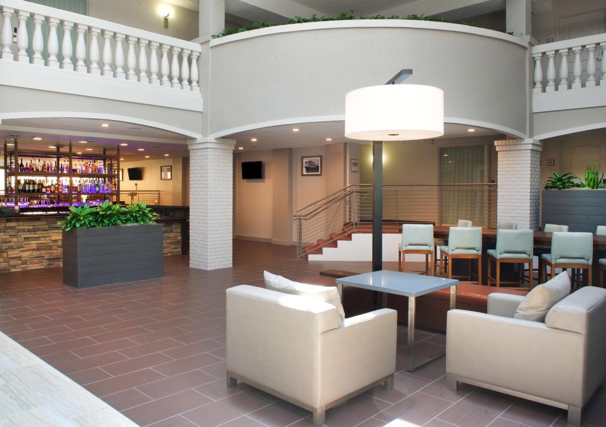 Embassy Suites By Hilton Colorado Springs Ngoại thất bức ảnh